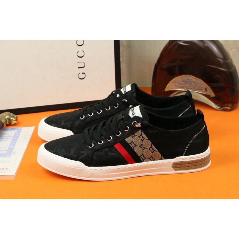 G*u*i casual shoes